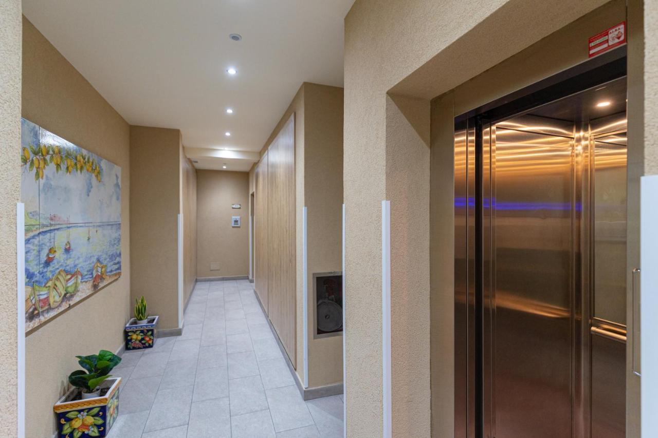 Solemar Sicilia - Multi Suite ปาแลร์โม ภายนอก รูปภาพ